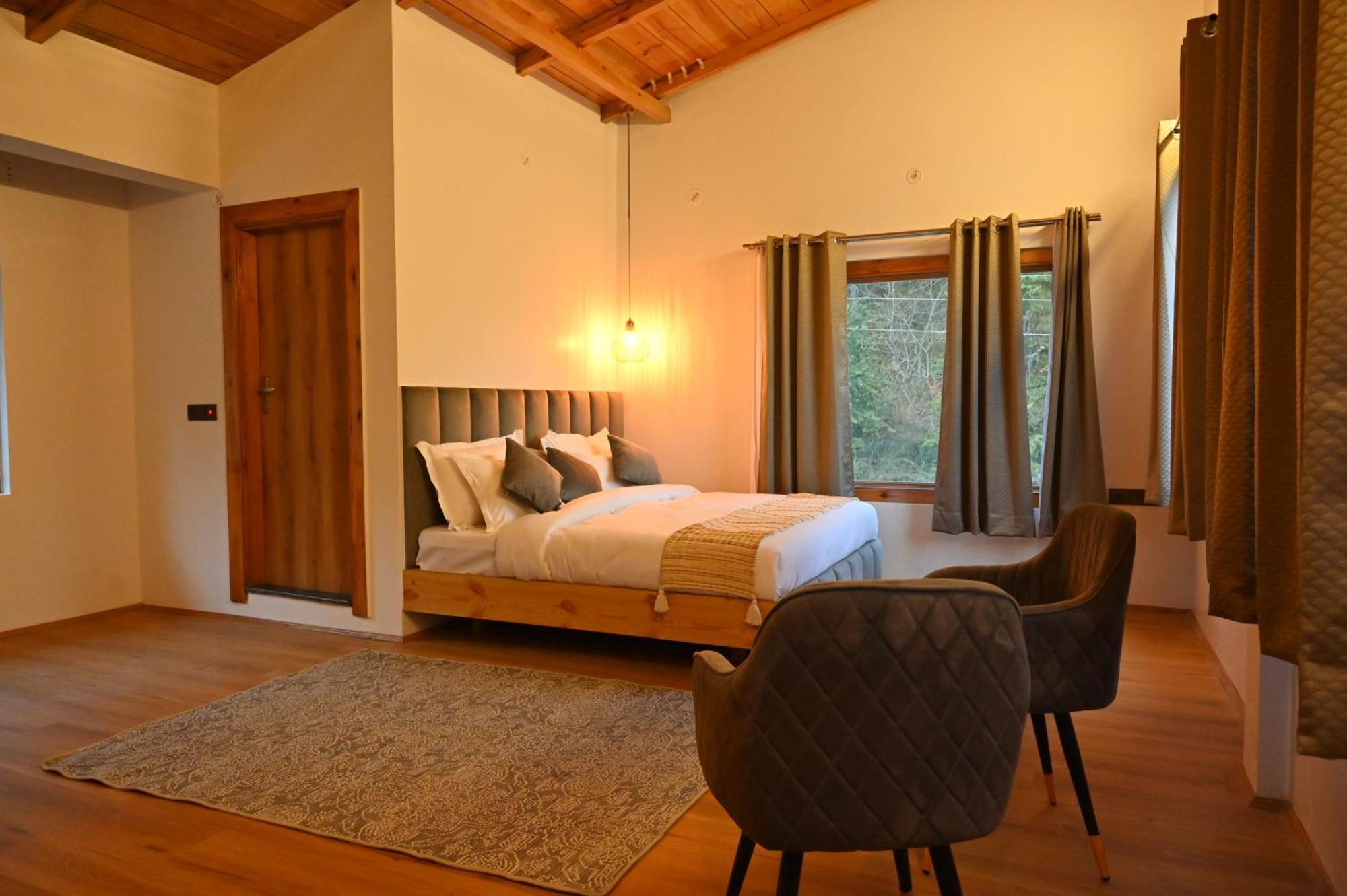Silver Fern By The Hillside Nainital Room photo